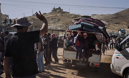 Hezbolá se hace cargo de llevar a los refugiados sirios en Líbano a casa
